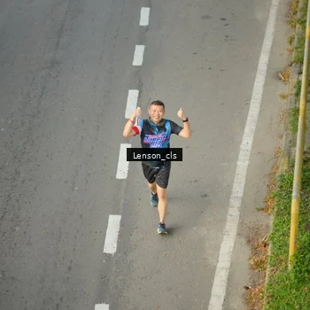 Runner Photo 7660384