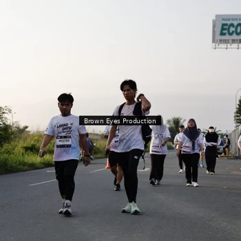 Runner Photo 7660400