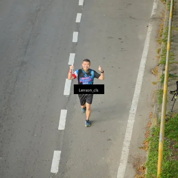 Runner Photo 7660402