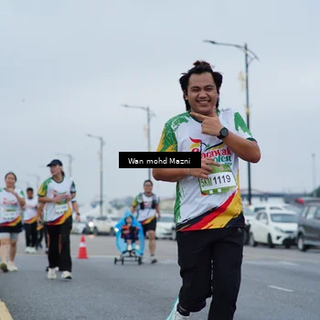 Runner Photo 7660406