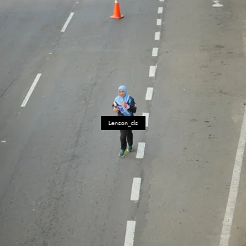 Runner Photo 7660414