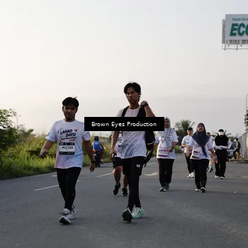Runner Photo 7660422
