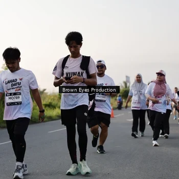 Runner Photo 7660428