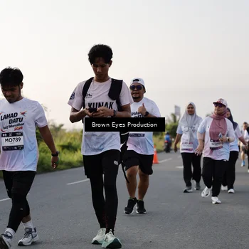 Runner Photo 7660445