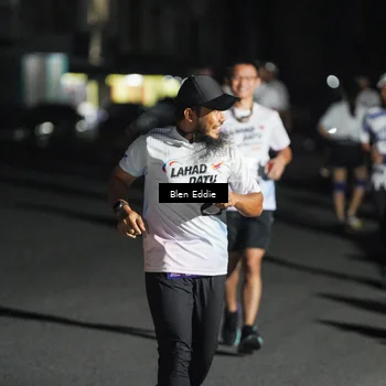 Runner Photo 7660450