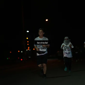Runner Photo 7660454