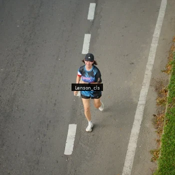 Runner Photo 7660464