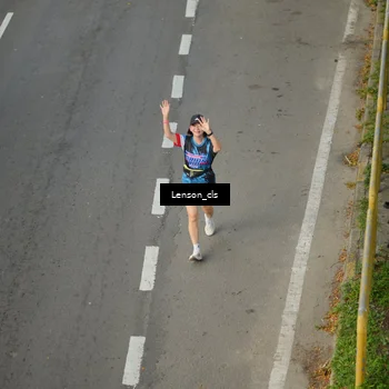 Runner Photo 7660473