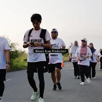 Runner Photo 7660475