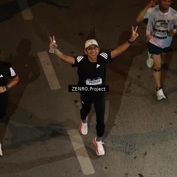 Runner Photo 7660476