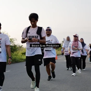 Runner Photo 7660495