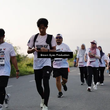 Runner Photo 7660501