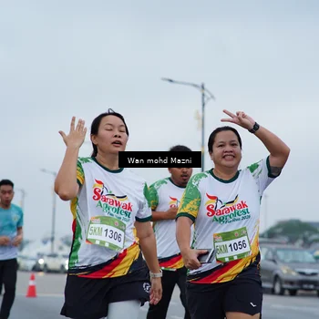 Runner Photo 7660510