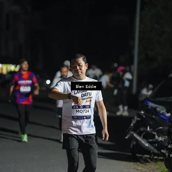 Runner Photo 7660526