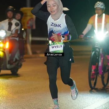 Runner Photo 7660531