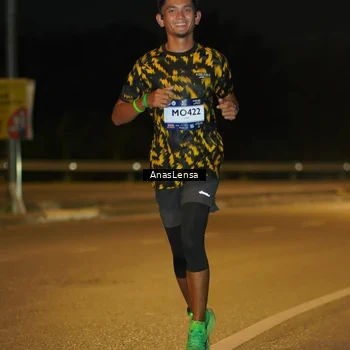 Runner Photo 7660537