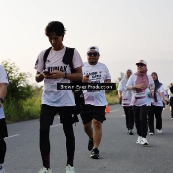 Runner Photo 7660538