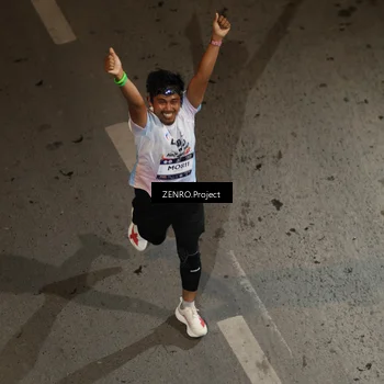 Runner Photo 7660540