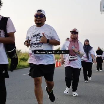 Runner Photo 7660543