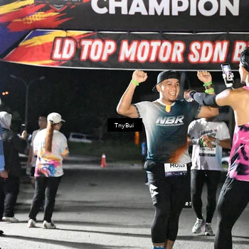 Runner Photo 7660554