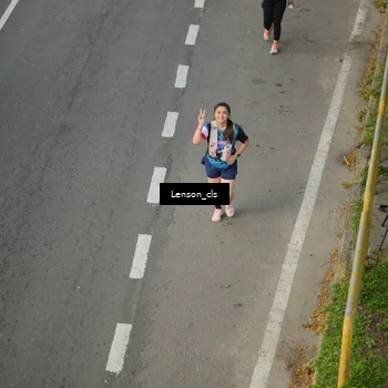 Runner Photo 7660564