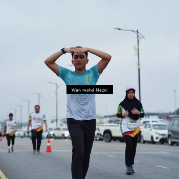 Runner Photo 7660574