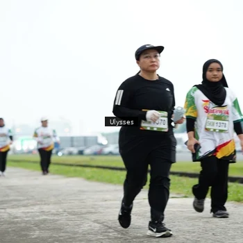 Runner Photo 7660592