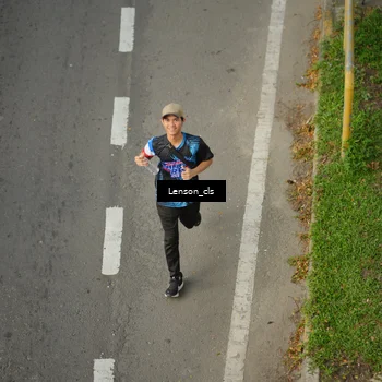 Runner Photo 7660593