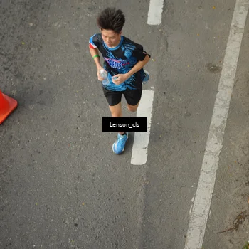 Runner Photo 7660602