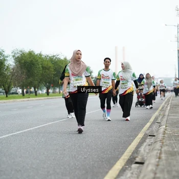 Runner Photo 7660611