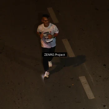 Runner Photo 7660615