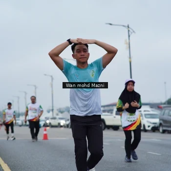 Runner Photo 7660620