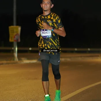 Runner Photo 7660622