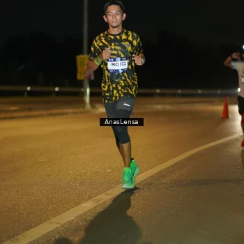 Runner Photo 7660629