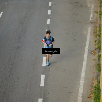 Runner Photo 7660630