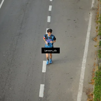 Runner Photo 7660635