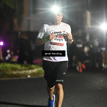 Runner Photo 7660672