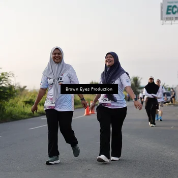 Runner Photo 7660673