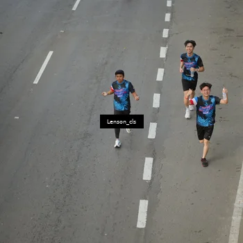 Runner Photo 7660675