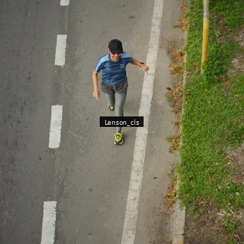 Runner Photo 7660709