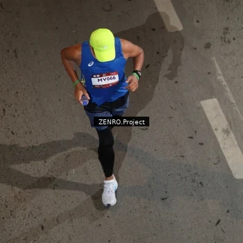 Runner Photo 7660710