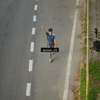 Runner Photo 7660728