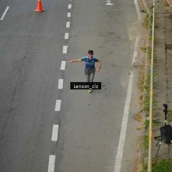 Runner Photo 7660732