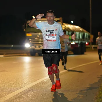 Runner Photo 7660744
