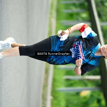 Runner Photo 7660762