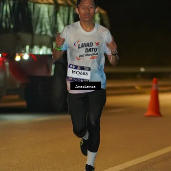 Runner Photo 7660766