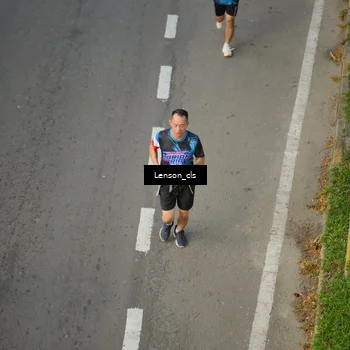 Runner Photo 7660773
