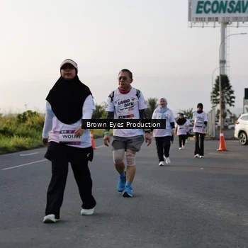 Runner Photo 7660791