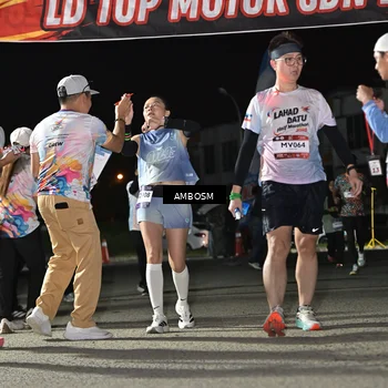 Runner Photo 7660792