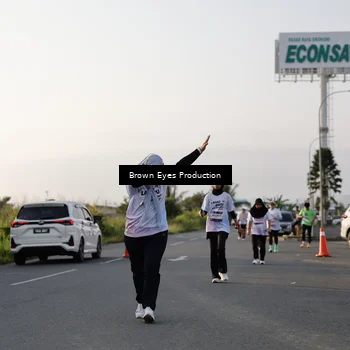 Runner Photo 7660840